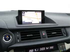 Lexus CT (2014) thumbnail 16