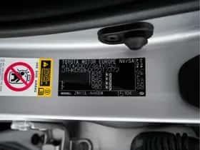 Lexus CT (2014) thumbnail 24