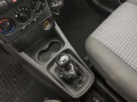 Opel Zafira (2004) thumbnail 14