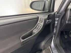 Opel Zafira (2004) thumbnail 20