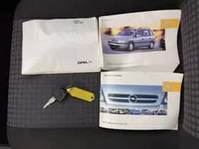 Opel Zafira (2004) thumbnail 25