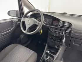 Opel Zafira (2004) thumbnail 8