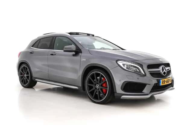 Mercedes-Benz GLA (2015)