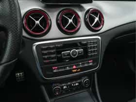 Mercedes-Benz GLA (2015) thumbnail 15