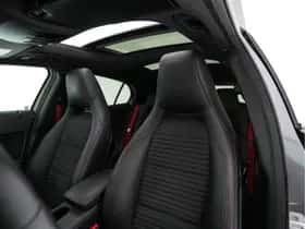 Mercedes-Benz GLA (2015) thumbnail 28