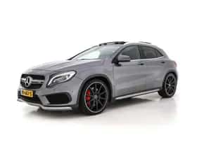 Mercedes-Benz GLA (2015) thumbnail 4