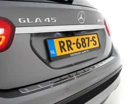 Mercedes-Benz GLA (2015) thumbnail 31