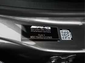 Mercedes-Benz GLA (2015) thumbnail 39