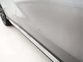 Mercedes-Benz GLA (2015) thumbnail 41