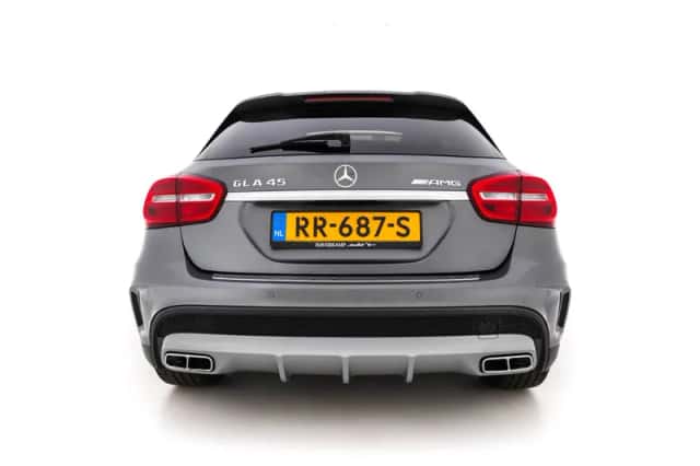Mercedes-Benz GLA (2015) thumbnail 6