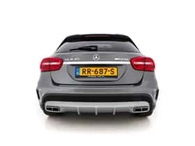 Mercedes-Benz GLA (2015) thumbnail 6