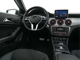 Mercedes-Benz GLA (2015) thumbnail 8