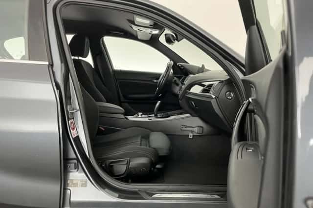 BMW 1-Serie (2017) thumbnail 12