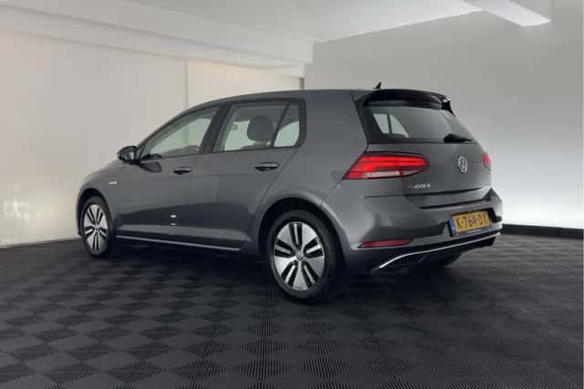 Volkswagen E golf (2020) thumbnail 5