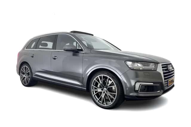 Audi Q7 (2018) thumbnail 1