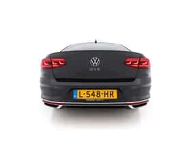 Volkswagen Passat (2021) thumbnail 6