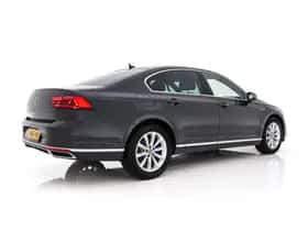 Volkswagen Passat (2021) thumbnail 7