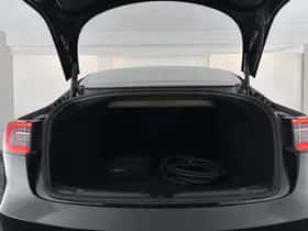 Tesla Model 3 (2023) thumbnail 11