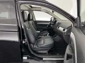 Mitsubishi Outlander (2014) thumbnail 13