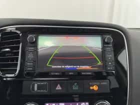 Mitsubishi Outlander (2014) thumbnail 15