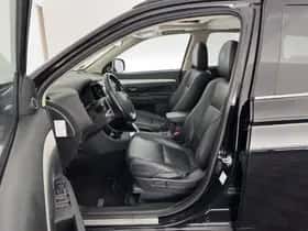 Mitsubishi Outlander (2014) thumbnail 10