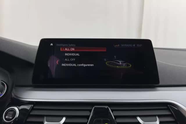 BMW 5-Serie (2018) thumbnail 17