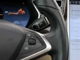 Tesla Model S (2014) thumbnail 18