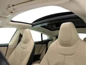 Tesla Model S (2014) thumbnail 22