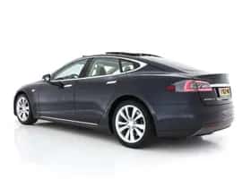 Tesla Model S (2014) thumbnail 5