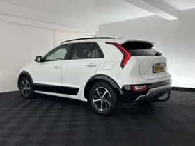 Kia Niro (2023) thumbnail 5