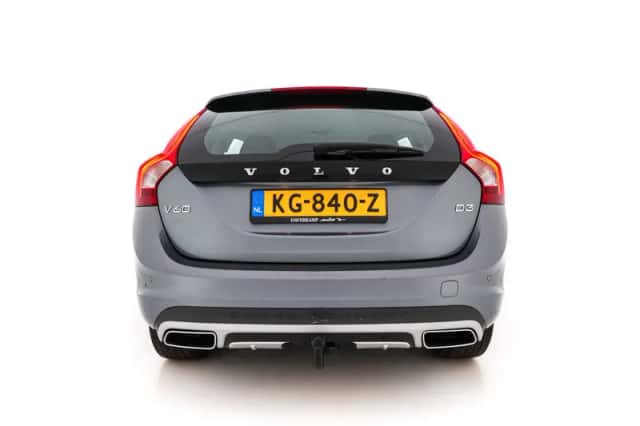 Volvo V60 (2015) thumbnail 6