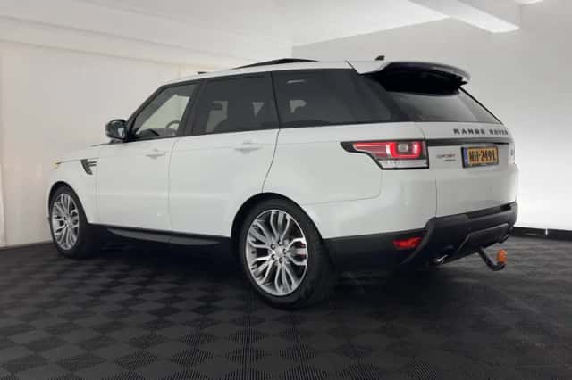 Land Rover Range Rover Sport (2016) thumbnail 5