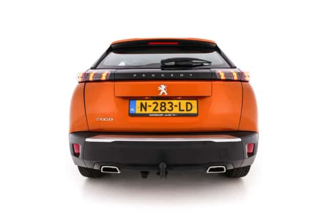Peugeot 2008 (2021) thumbnail 6