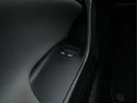SEAT Ibiza (2015) thumbnail 21
