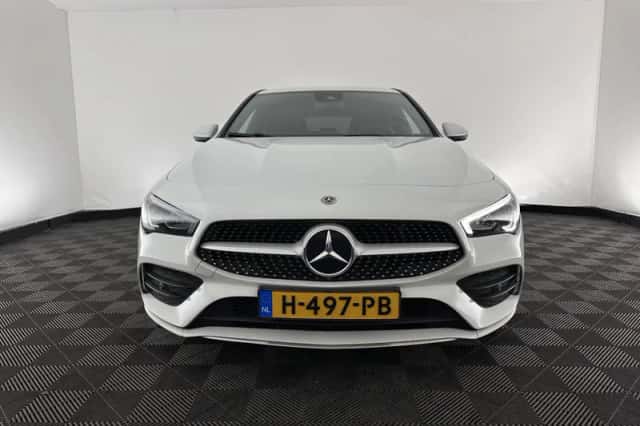 Mercedes-Benz CLA-Klasse (2020) thumbnail 3