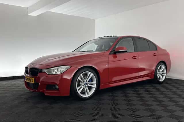 BMW 3-Serie (2015) thumbnail 4