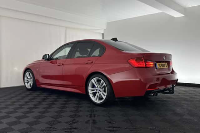 BMW 3-Serie (2015) thumbnail 5