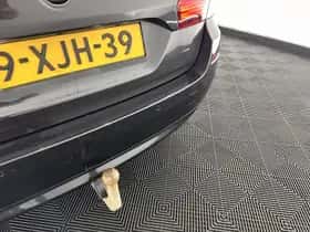 BMW 5-Serie (2014) thumbnail 36