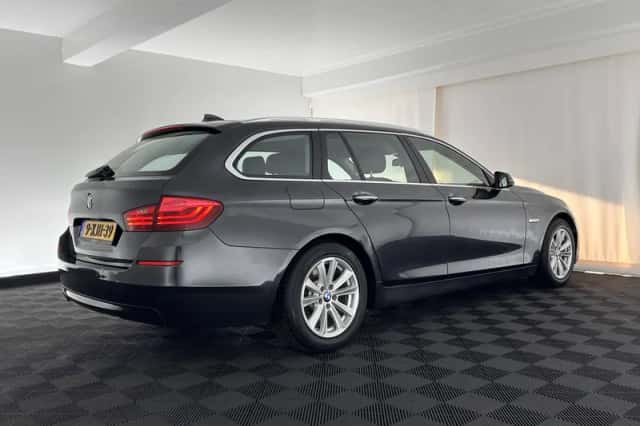 BMW 5-Serie (2014) thumbnail 6