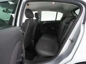 Opel Corsa (2014) thumbnail 11