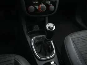 Opel Corsa (2014) thumbnail 14