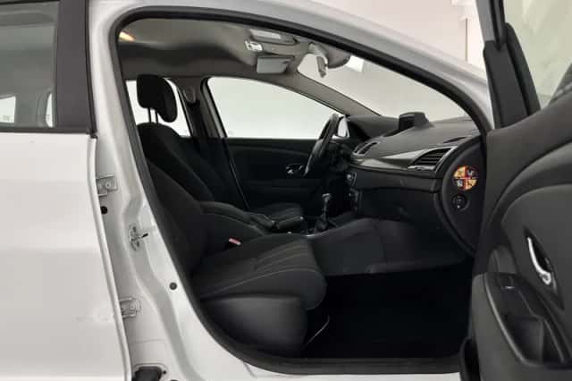 Renault Mégane (2013) thumbnail 13