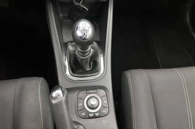 Renault Mégane (2013) thumbnail 16
