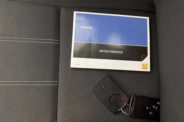 Renault Mégane (2013) thumbnail 25