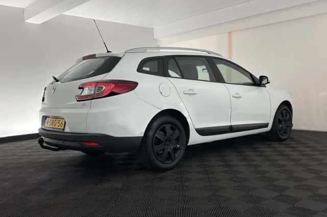 Renault Mégane (2013) thumbnail 7