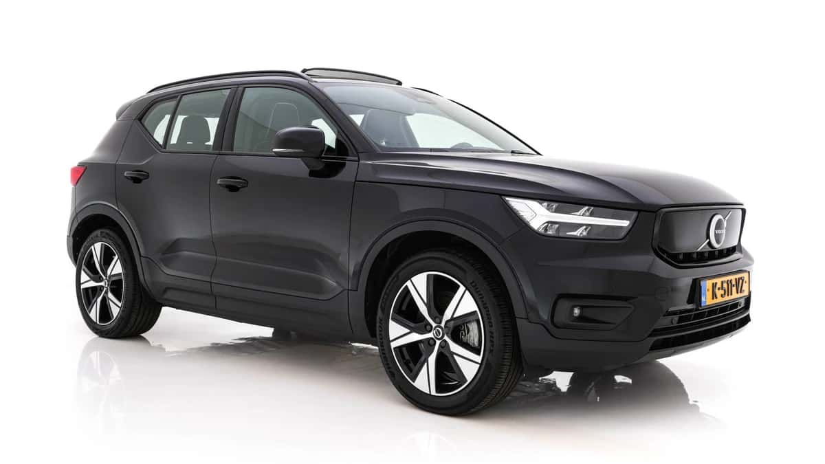 Volvo XC40 (2021) — foto 1