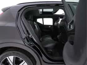 Volvo XC40 (2021) thumbnail 12