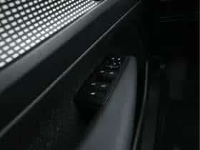 Volvo XC40 (2021) thumbnail 23
