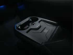 BMW iX (2021) thumbnail 15