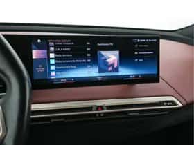 BMW iX (2021) thumbnail 20